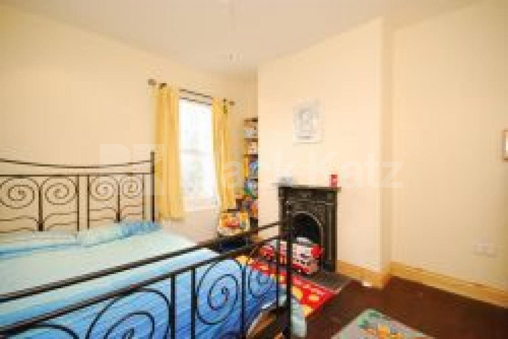 			4 Bedroom, 1 bath, 1 reception House			 Sidney Road, WOOD GREEN